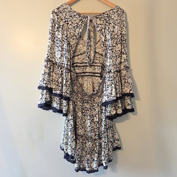 Free People Black Cream Kristall Mini Tiered Backless Dress Size S Boho peasant - Picture 9 of 12